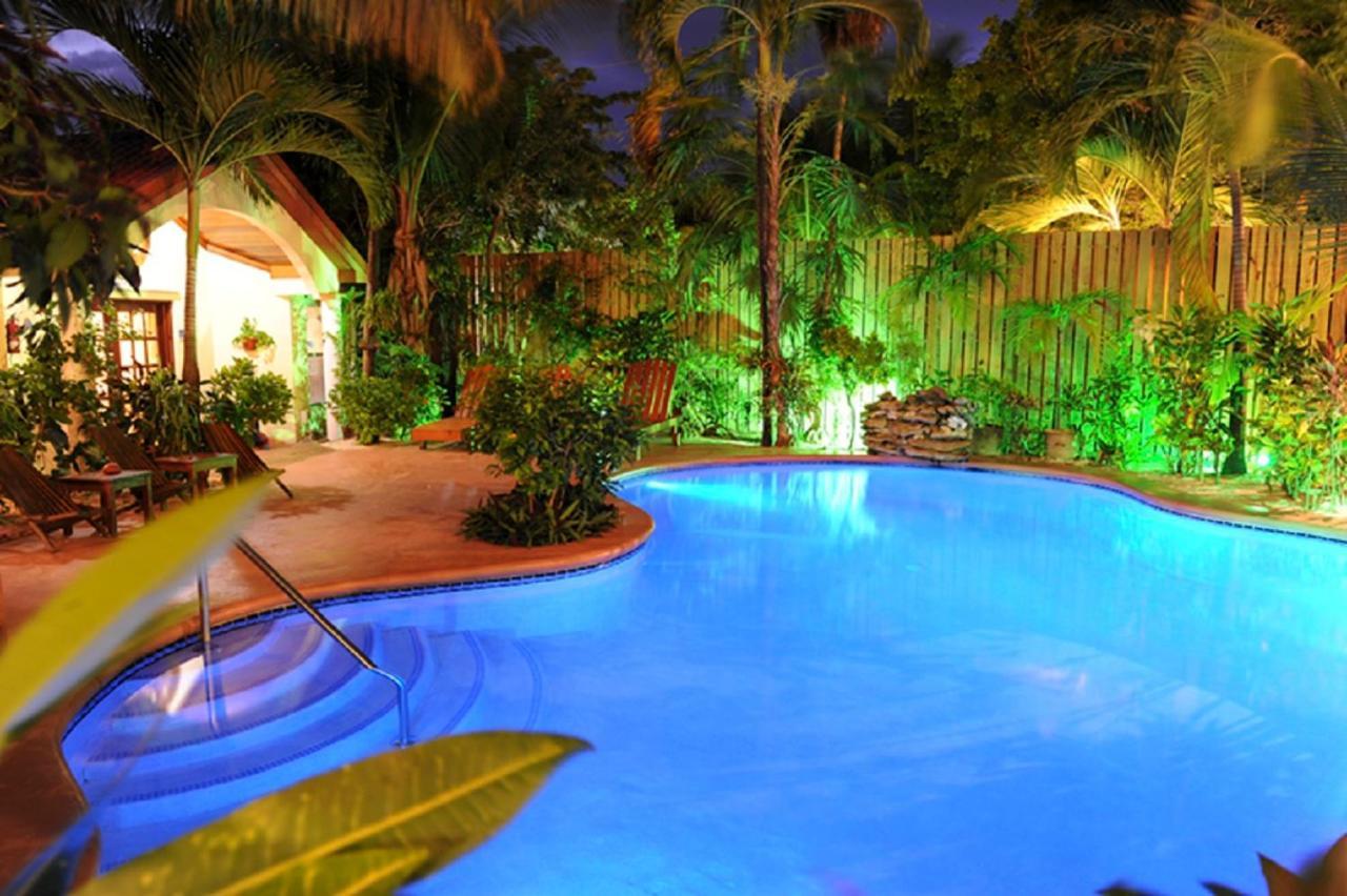 The Palms Oceanfront Suites San Pedro  Luaran gambar