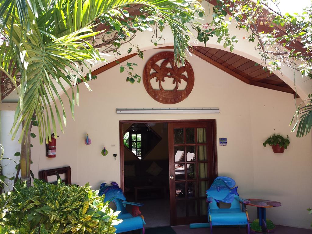 The Palms Oceanfront Suites San Pedro  Luaran gambar