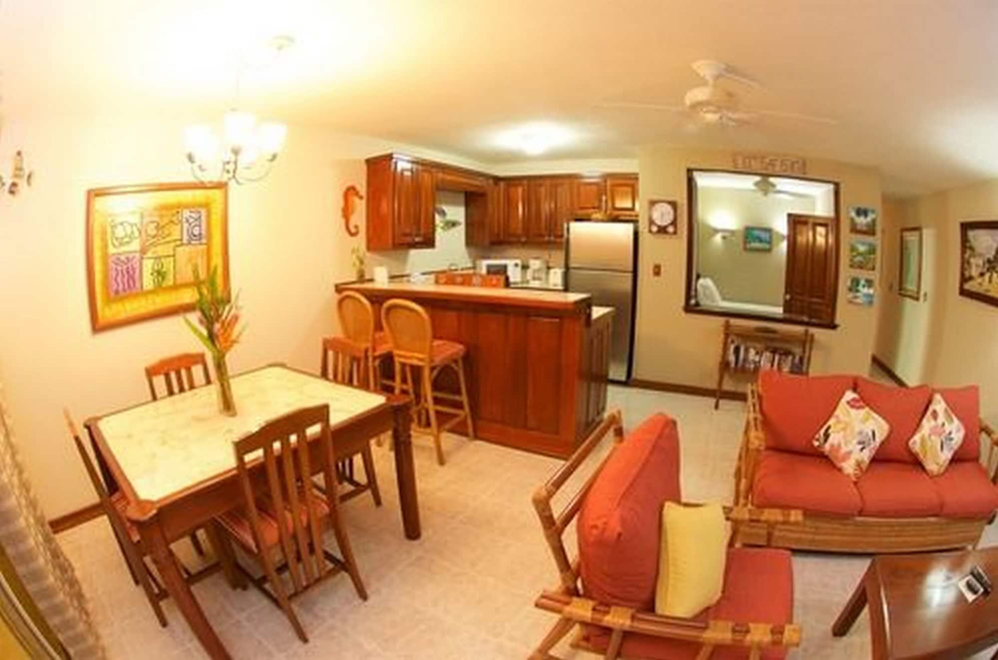 The Palms Oceanfront Suites San Pedro  Luaran gambar