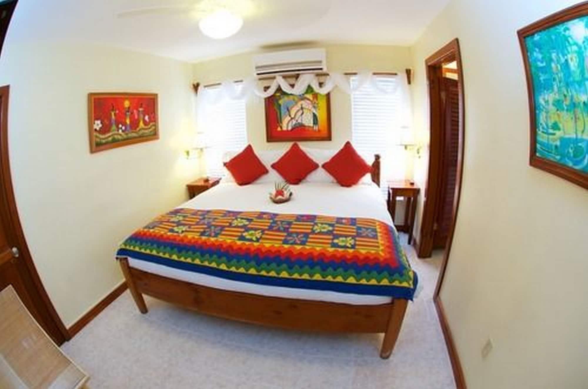 The Palms Oceanfront Suites San Pedro  Luaran gambar