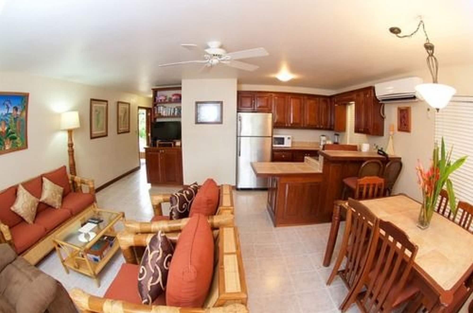 The Palms Oceanfront Suites San Pedro  Luaran gambar