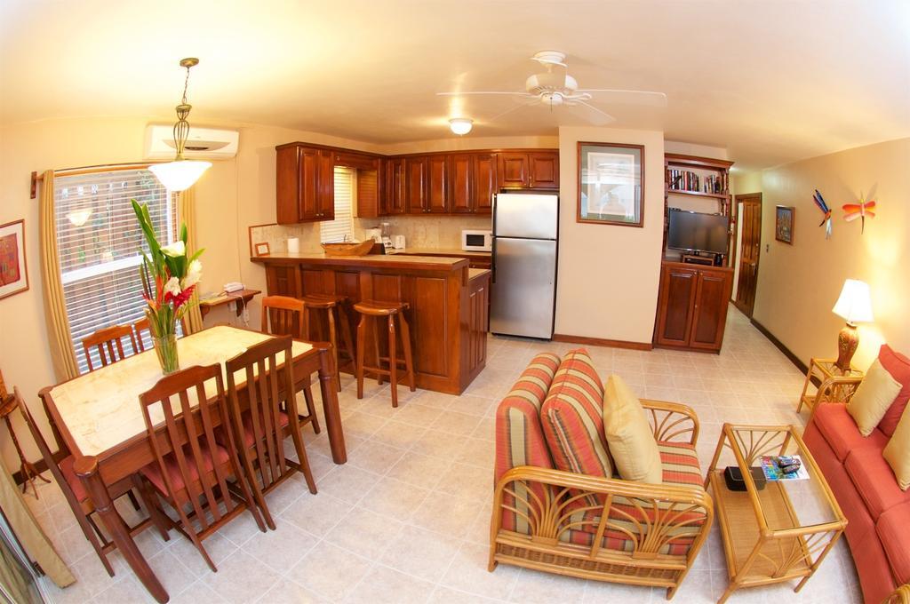 The Palms Oceanfront Suites San Pedro  Luaran gambar