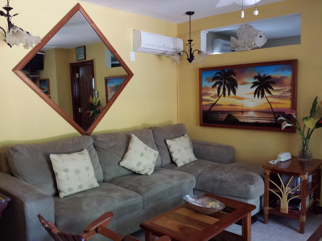 The Palms Oceanfront Suites San Pedro  Luaran gambar